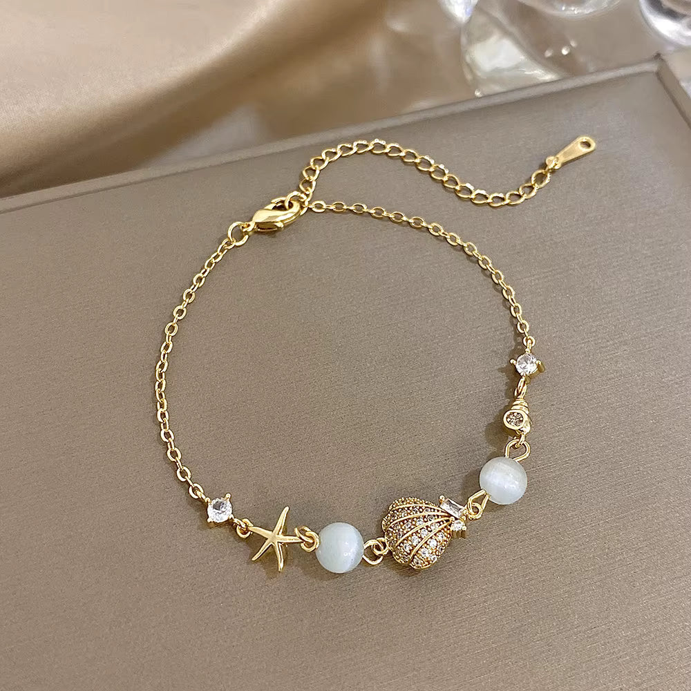 Shell Bracelet Gold