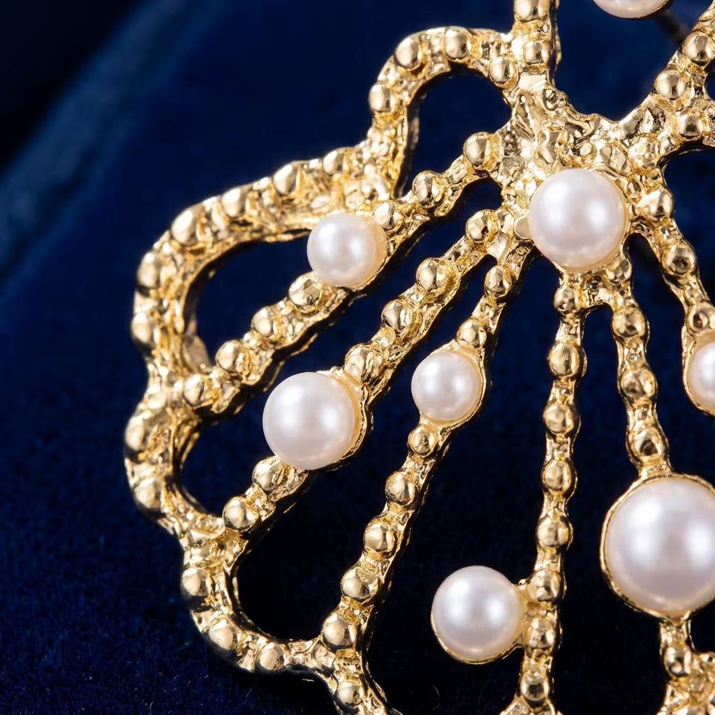 Shell Gold Earrings