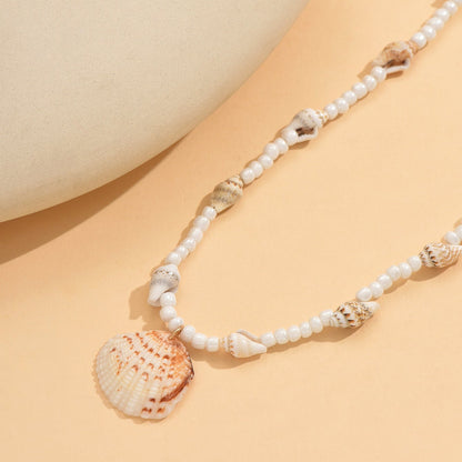 Shell Pendant Necklace