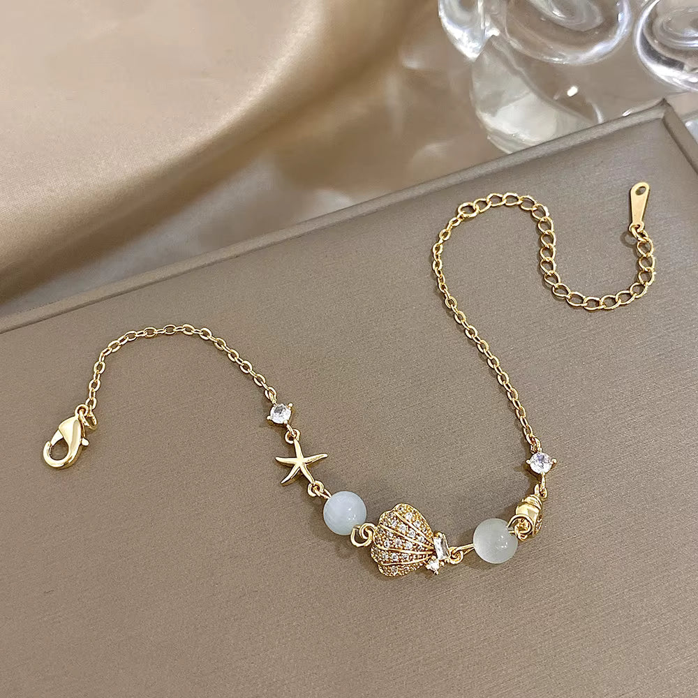 Shell Bracelet Gold